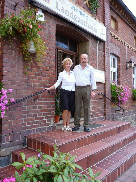 Werners Landgasthaus Lieskau Εξωτερικό φωτογραφία